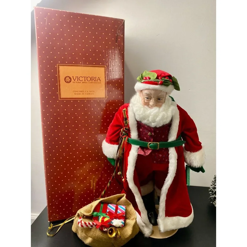 Santa Claus, Victoria's Collectibles, about 20